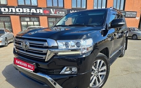 Toyota Land Cruiser 200, 2017 год, 7 350 000 рублей, 33 фотография