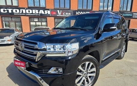 Toyota Land Cruiser 200, 2017 год, 7 350 000 рублей, 36 фотография