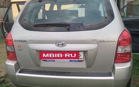 Hyundai Tucson III, 2008 год, 750 000 рублей, 4 фотография