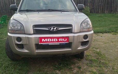 Hyundai Tucson III, 2008 год, 750 000 рублей, 5 фотография
