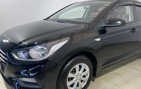 Hyundai Solaris II рестайлинг, 2017 год, 1 000 000 рублей, 10 фотография