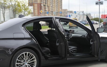 BMW 5 серия, 2017 год, 3 990 000 рублей, 10 фотография