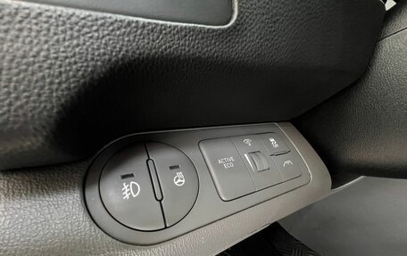Hyundai Grand Starex Grand Starex I рестайлинг 2, 2020 год, 3 999 000 рублей, 28 фотография