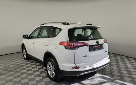 Toyota RAV4, 2018 год, 2 275 000 рублей, 7 фотография