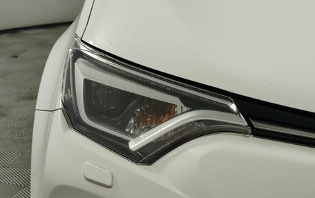 Toyota RAV4, 2018 год, 2 275 000 рублей, 17 фотография