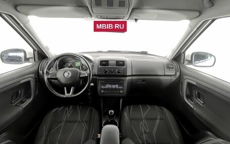 Skoda Fabia II, 2014 год, 550 000 рублей, 10 фотография