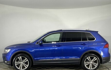 Volkswagen Tiguan II, 2018 год, 2 780 000 рублей, 2 фотография