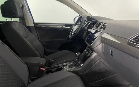 Volkswagen Tiguan II, 2018 год, 2 780 000 рублей, 5 фотография