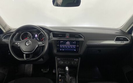 Volkswagen Tiguan II, 2018 год, 2 780 000 рублей, 8 фотография