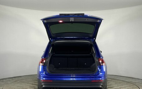 Volkswagen Tiguan II, 2018 год, 2 780 000 рублей, 19 фотография