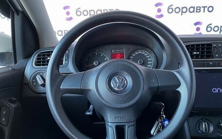 Volkswagen Polo VI (EU Market), 2011 год, 720 000 рублей, 8 фотография