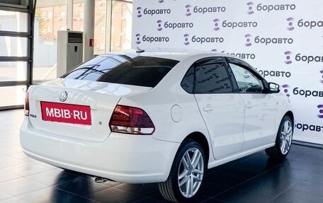 Volkswagen Polo VI (EU Market), 2011 год, 720 000 рублей, 3 фотография