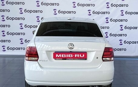 Volkswagen Polo VI (EU Market), 2011 год, 720 000 рублей, 18 фотография