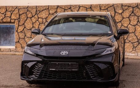 Toyota Camry, 2024 год, 3 700 000 рублей, 1 фотография