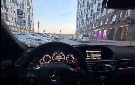 Mercedes-Benz E-Класс, 2012 год, 1 300 000 рублей, 1 фотография