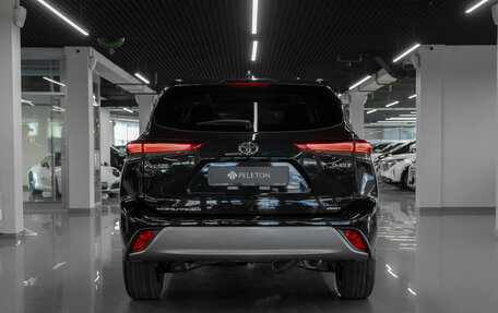 Toyota Highlander, 2026 год, 5 300 000 рублей, 6 фотография