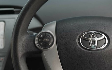 Toyota Prius, 2012 год, 1 010 000 рублей, 18 фотография