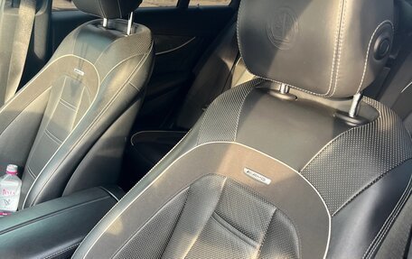 Mercedes-Benz E-Класс, 2019 год, 3 600 000 рублей, 15 фотография