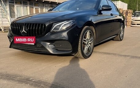 Mercedes-Benz E-Класс, 2019 год, 3 600 000 рублей, 2 фотография