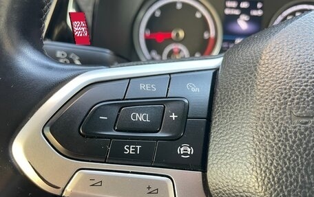 Volkswagen Caravelle T6 рестайлинг, 2020 год, 4 300 000 рублей, 17 фотография