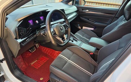 Volkswagen Golf VIII, 2021 год, 2 630 000 рублей, 13 фотография