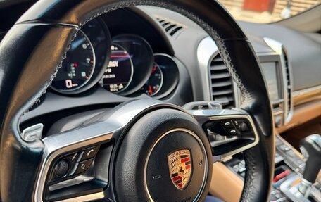 Porsche Cayenne III, 2015 год, 2 630 000 рублей, 19 фотография