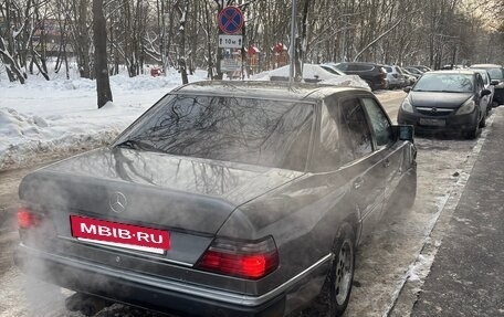 Mercedes-Benz E-Класс, 1993 год, 400 000 рублей, 12 фотография