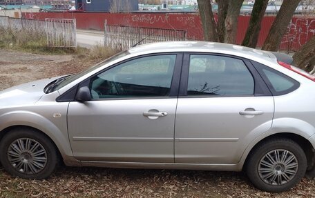 Ford Focus II рестайлинг, 2005 год, 450 000 рублей, 3 фотография
