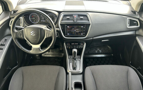 Suzuki SX4 II рестайлинг, 2017 год, 1 600 000 рублей, 10 фотография