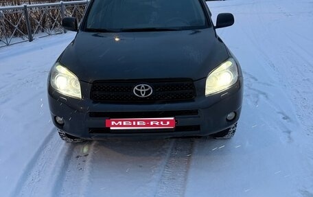 Toyota RAV4, 2006 год, 900 000 рублей, 12 фотография