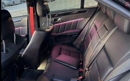 Mercedes-Benz E-Класс, 2012 год, 1 300 000 рублей, 6 фотография