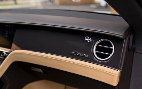 Bentley Continental GT, 2025 год, 44 900 000 рублей, 17 фотография