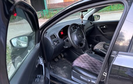 Volkswagen Polo VI (EU Market), 2014 год, 900 000 рублей, 4 фотография