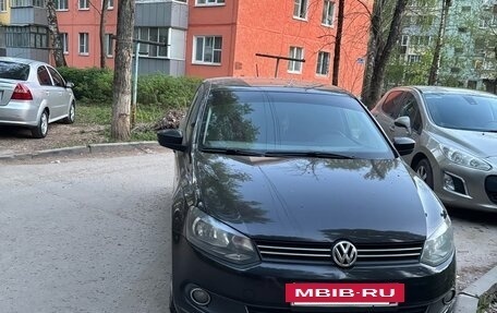 Volkswagen Polo VI (EU Market), 2014 год, 900 000 рублей, 10 фотография
