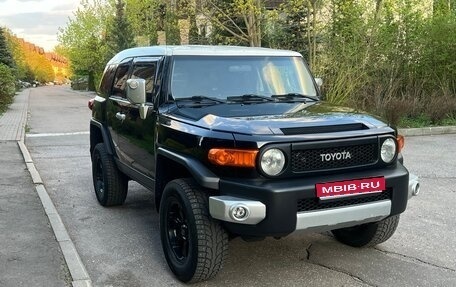 Toyota FJ Cruiser, 2006 год, 2 200 000 рублей, 1 фотография