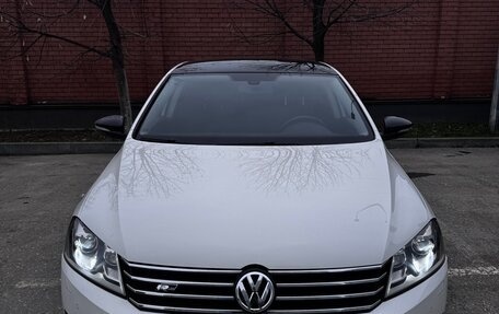 Volkswagen Passat B7, 2012 год, 900 000 рублей, 1 фотография