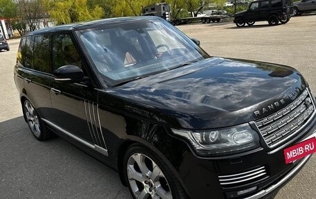 Land Rover Range Rover IV рестайлинг, 2015 год, 4 390 000 рублей, 3 фотография