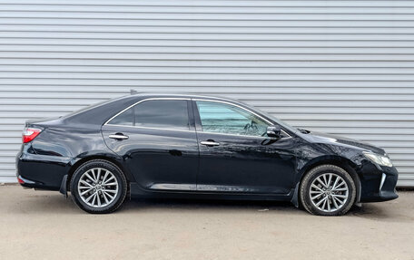 Toyota Camry, 2017 год, 2 455 000 рублей, 4 фотография