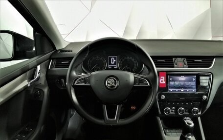 Skoda Octavia, 2018 год, 1 675 000 рублей, 19 фотография