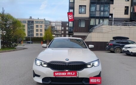 BMW 3 серия, 2020 год, 4 000 000 рублей, 2 фотография