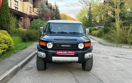 Toyota FJ Cruiser, 2006 год, 2 200 000 рублей, 2 фотография