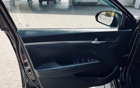 Hyundai Elantra VI рестайлинг, 2016 год, 1 100 000 рублей, 8 фотография