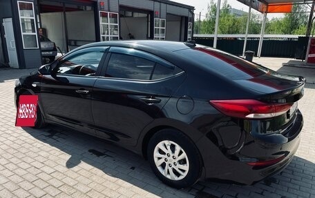 Hyundai Elantra VI рестайлинг, 2016 год, 1 100 000 рублей, 5 фотография