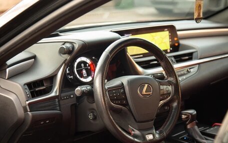 Lexus ES VII, 2019 год, 4 500 000 рублей, 8 фотография