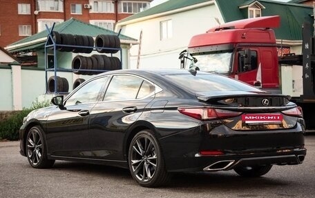 Lexus ES VII, 2019 год, 4 500 000 рублей, 3 фотография