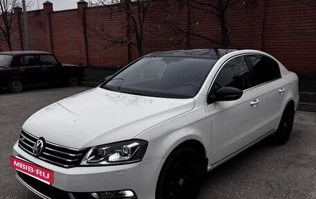 Volkswagen Passat B7, 2012 год, 900 000 рублей, 2 фотография