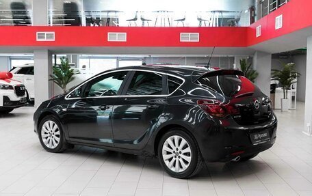 Opel Astra J, 2012 год, 695 000 рублей, 2 фотография