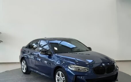 BMW 1 серия, 2022 год, 1 870 000 рублей, 3 фотография