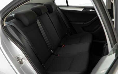Volkswagen Jetta VI, 2018 год, 1 399 000 рублей, 13 фотография