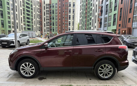 Toyota RAV4, 2017 год, 2 140 000 рублей, 5 фотография